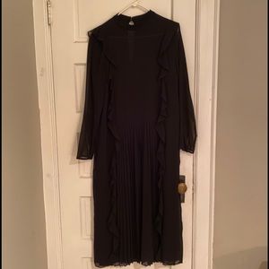 Aritzia Dresses - Aritzia Little Moon Orchid Dress Aritzia Dresses - Aritzia Little Moon Orchid Dress